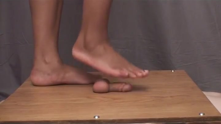 Ebony ball trampling
