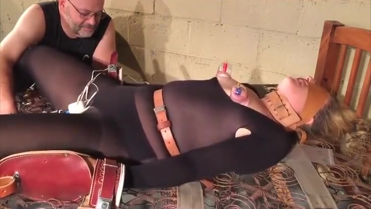 Medical restraints orgasm
