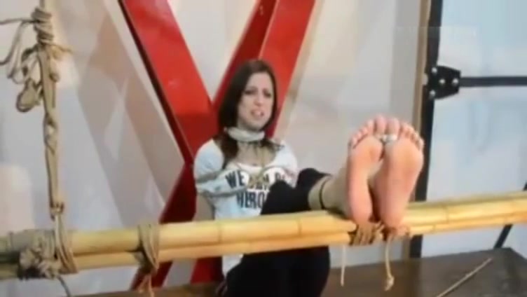 russian girl pretty feet bastinado
