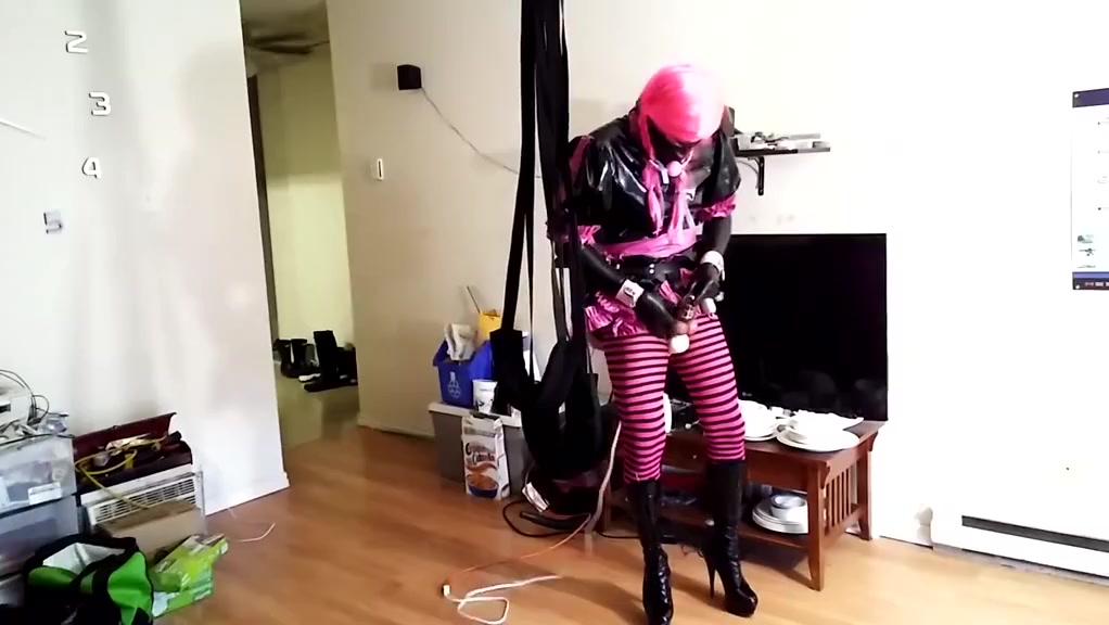 Sissy self bondage swing
