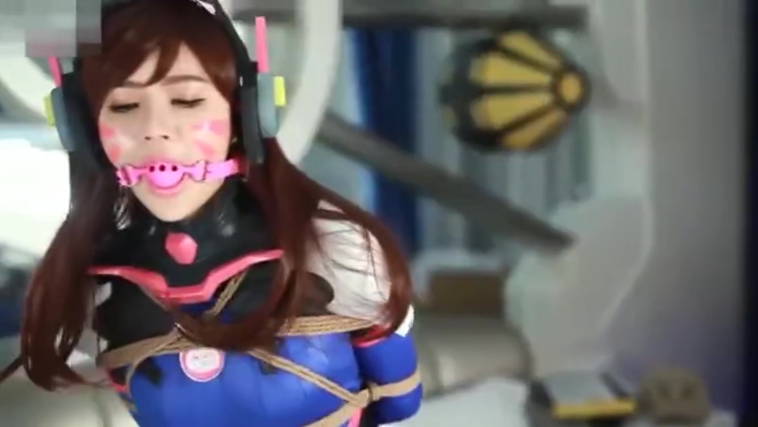 Overwatch Cosplay Bondage
